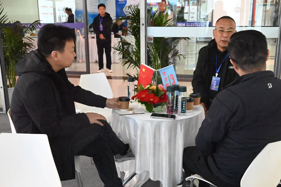 1730082588861839.jpg 03.jpg